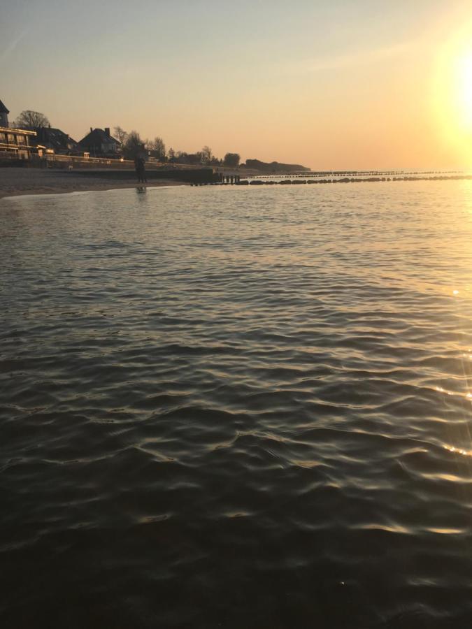 Bursztynowe Domki Сарбиново Экстерьер фото