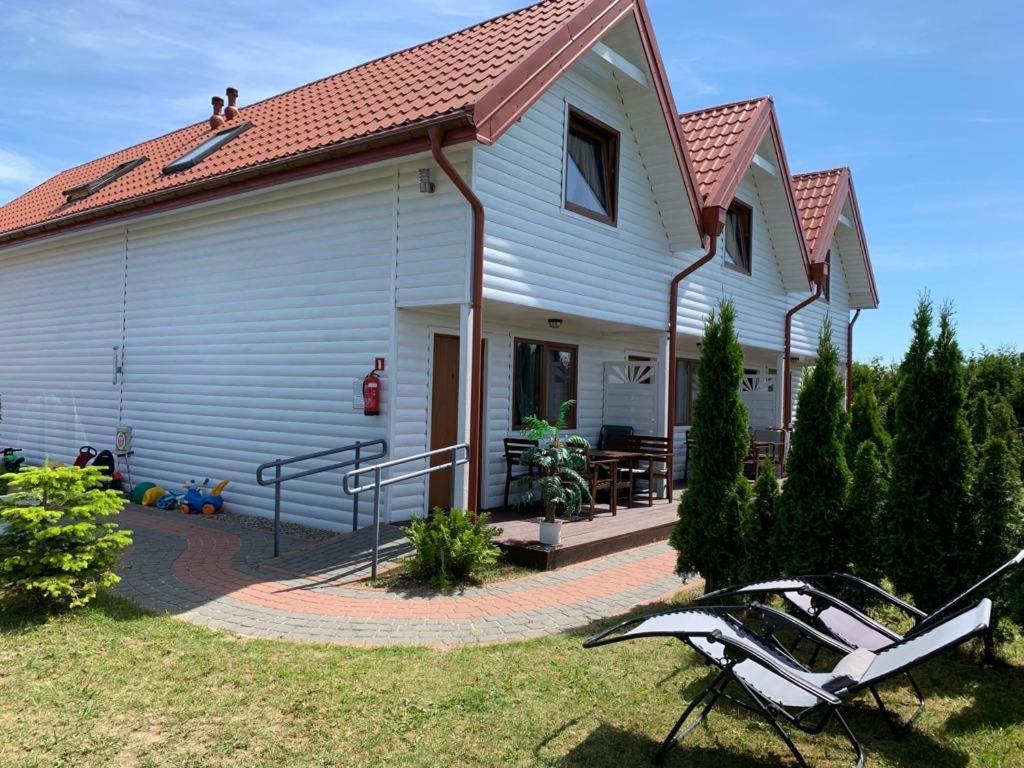Bursztynowe Domki Сарбиново Экстерьер фото